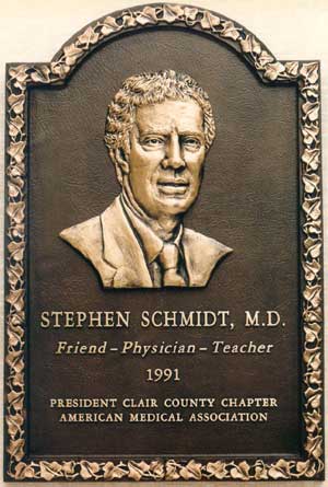 3D Bas Relief Plaques, Custom plaques by Bronze Memorials only sells the highest quality products, customized bronze plaques and full color custom photo plaques